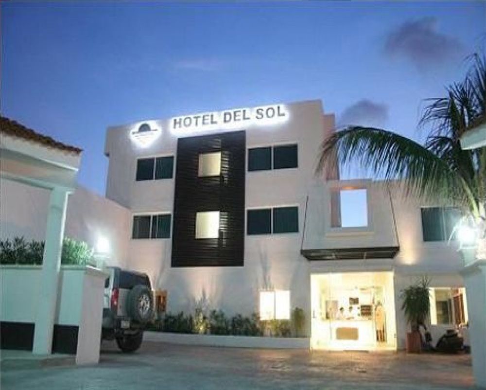 Hotel Del Sol image 1